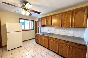 225 Holland St, Somerville, MA 02144 - Photo 20