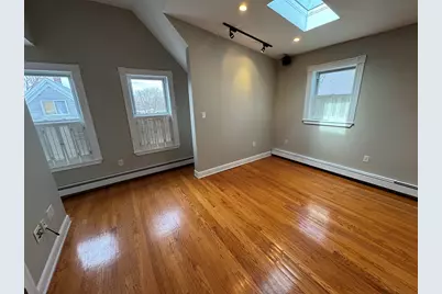 24 Ellington Rd #3, Somerville, MA 02144 - Photo 4