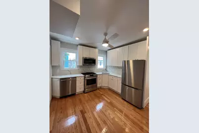 11 Burnham St #2, Somerville, MA 02144 - Photo 4