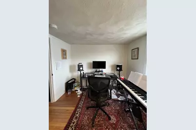 11 Burnham St #3, Somerville, MA 02144 - Photo 12