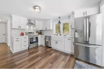 1187 West St, Walpole, MA 02081 - Photo 2