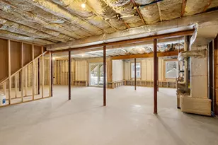 125 Livingstone Ave, Beverly, MA 01915 - Photo 40