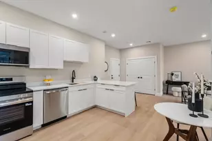 7 Cross St, Wilmington, MA 01887 - Photo 8