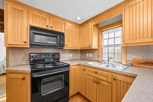 21 Nearmeadows Rd, Yarmouth, MA 02673 - Photo 16