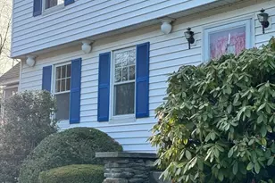 8 South Terrace, Auburn, MA 01501 - Photo 2