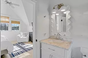 99 Cooke St, Edgartown, MA 02539 - Photo 20