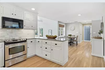 11 Simmons Dr, Duxbury, MA 02332 - Photo 8