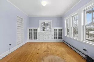 207 Pleasant St, Milton, MA 02186 - Photo 6