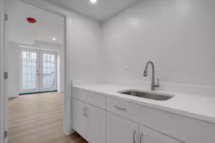 71 Cypress St, Watertown, MA 02472 - Photo 14
