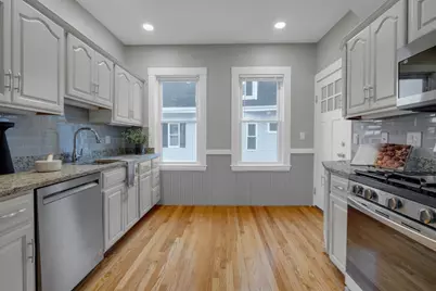 71 Cypress St #1, Watertown, MA 02472 - Photo 8