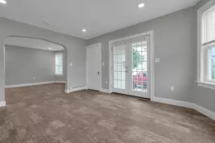 71 Cypress St, Watertown, MA 02472 - Photo 4
