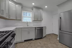 71 Cypress St, Watertown, MA 02472 - Photo 8