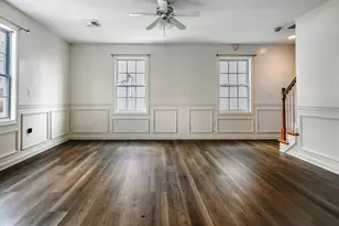 318 Crescent St, Fall River, MA 02720 - Photo 8