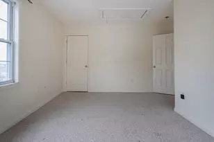 318 Crescent St, Fall River, MA 02720 - Photo 10