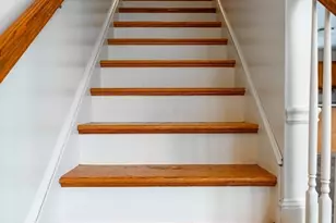 318 Crescent St, Fall River, MA 02720 - Photo 16