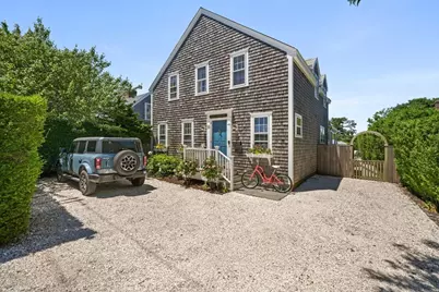 39 Milk Street, Nantucket, MA 02554 - Photo 2