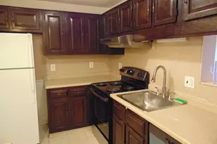 123 Elm St, Quincy, MA 02169 - Photo 4