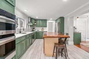 60 Taunton, Boston, MA 02136 - Photo 16