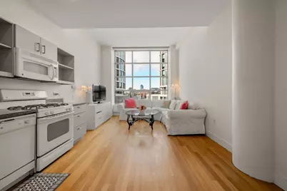 360 Newbury St #402, Boston, MA 02115 - Photo 4
