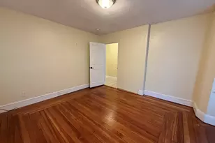 15 Avon, Revere, MA 02151 - Photo 2