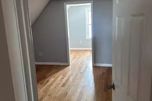 48 Hastings St, Lowell, MA 01851 - Photo 12