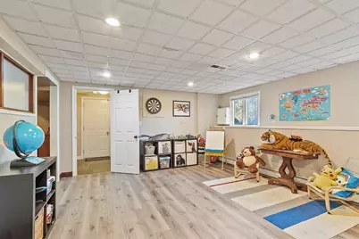 72 Central St, Berlin, MA 01503 - Photo 26