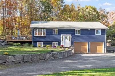 72 Central St, Berlin, MA 01503 - Photo 2