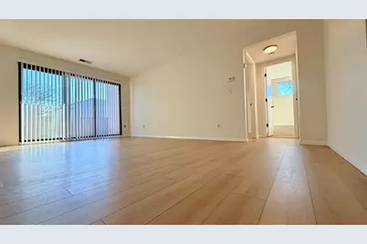 30 Shrewsbury Green Dr #K, Shrewsbury, MA 01545 - Photo 2