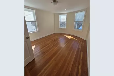 69-71 Mall St #1, Lynn, MA 01905 - Photo 4