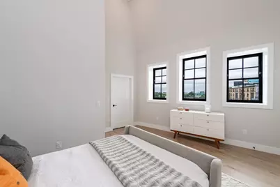 4-8 Frankin St #403, Boston, MA 02134 - Photo 8
