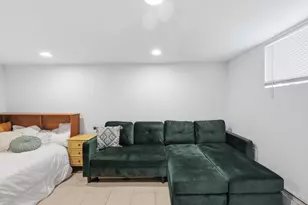 469 Loring Ave, Salem, MA 01970 - Photo 22