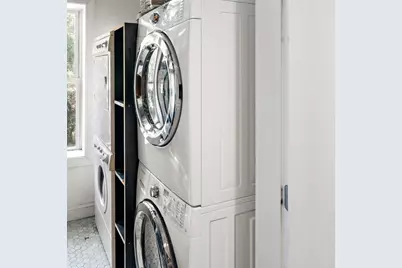 127 Cottage St #2, Boston, MA 02128 - Photo 16