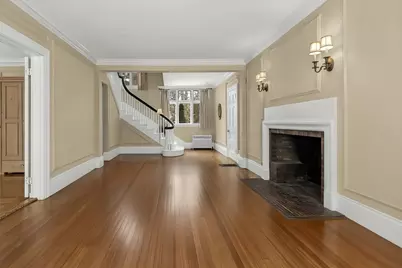 852 Hale St, Beverly, MA 01915 - Photo 4
