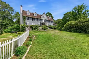 852 Hale St, Beverly, MA 01915 - Photo 2