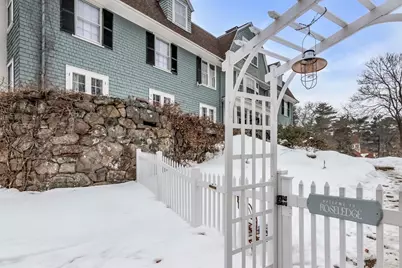 852 Hale St, Beverly, MA 01915 - Photo 4