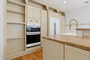 852 Hale St, Beverly, MA 01915 - Photo 28