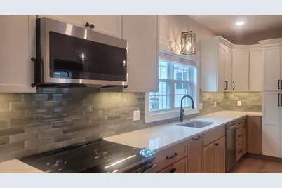 29 Amaranth Ave #1, Medford, MA 02155 - Photo 2