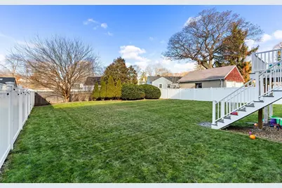 18 Church St #2, Woburn, MA 01801 - Photo 28