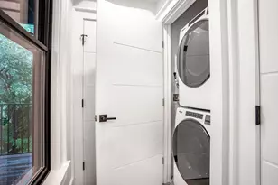 31 Mercer St, Boston, MA 02127 - Photo 18