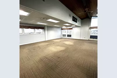 670 Pleasant St, Brockton, MA 02301 - Photo 4