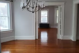 25 Kimberly Ave, Springfield, MA 01108 - Photo 4