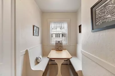 17 Carisbrooke St, Andover, MA 01810 - Photo 12