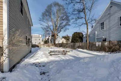 24 Franklin Pl, Beverly, MA 01915 - Photo 6