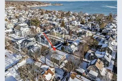 24 Franklin Pl, Beverly, MA 01915 - Photo 2