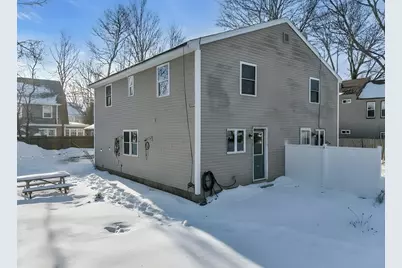 24 Franklin Pl, Beverly, MA 01915 - Photo 8