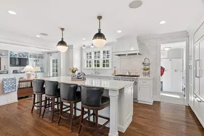 16 Pickwick Road, Marblehead, MA 01945 - Photo 8