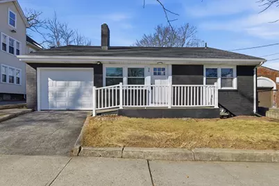 34 Elsie St, Springfield, MA 01109 - Photo 1