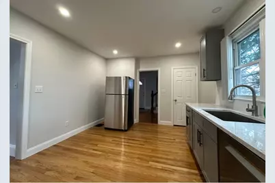 31 Francis Ave #0, Quincy, MA 02169 - Photo 4