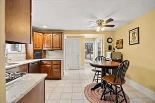 115 Davenport St, Taunton, MA 02780 - Photo 8