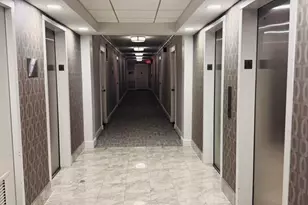 2 Hawthorne Pl, Boston, MA 02114 - Photo 4